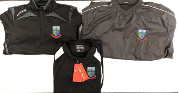 Scariff Rugby Club - custom teamwear - sportswear training tops