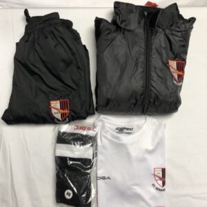 St Senans Rugby training gear bundle - Age 7/8
