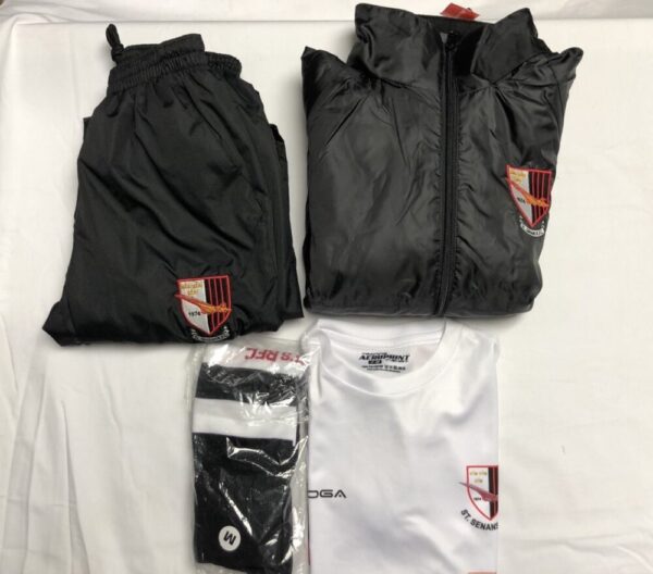 St Senans Rugby training gear bundle - Age 7/8