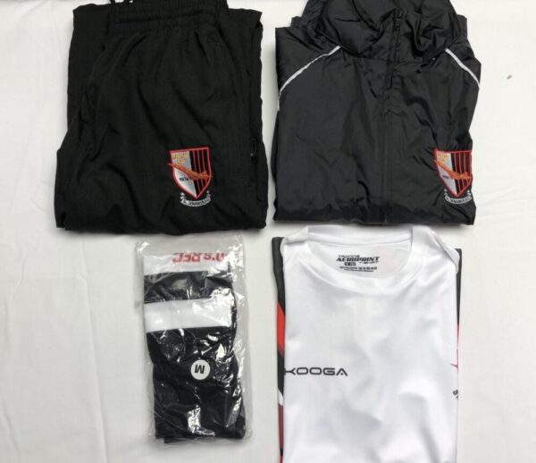 St Senans Rugby Club gear bundle - Age 9/10